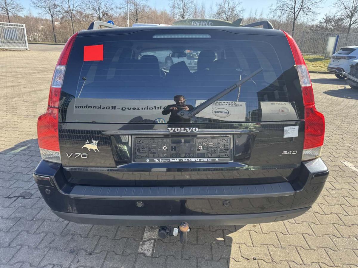 Volvo V70 2 original Heckklappe mit Scheibe 01900 Black Stone Rohbau BJ06